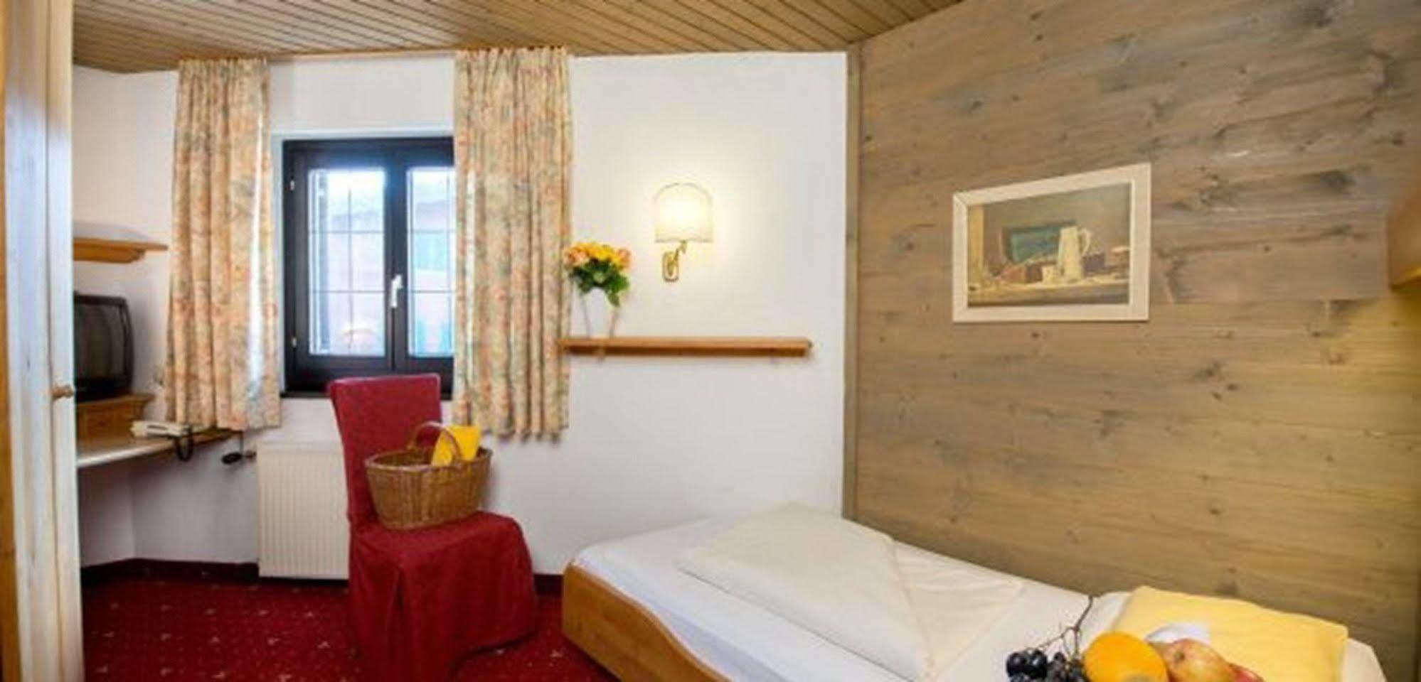Haus Stefanie - Adults Only Otel Seefeld in Tirol Dış mekan fotoğraf
